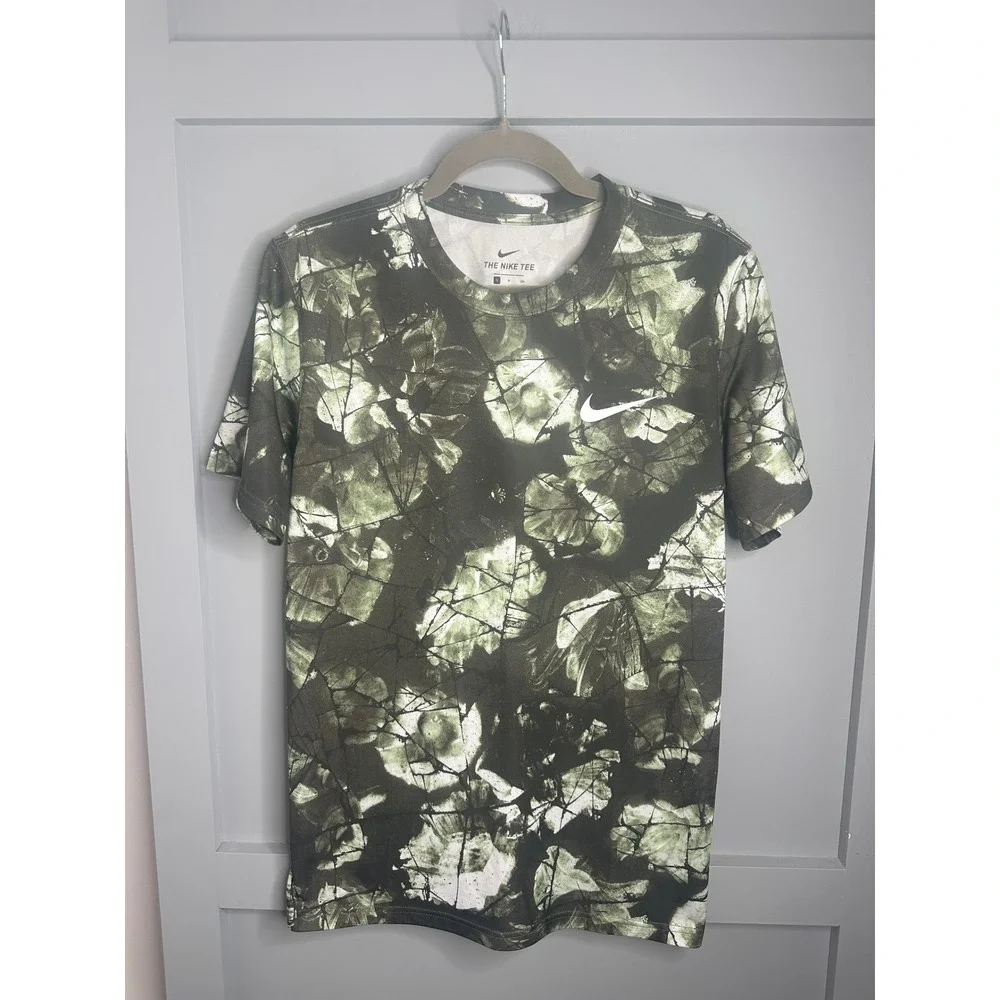 Nike The Nike Tee Floral Print Training T-Shirt Men's‎ Small Green